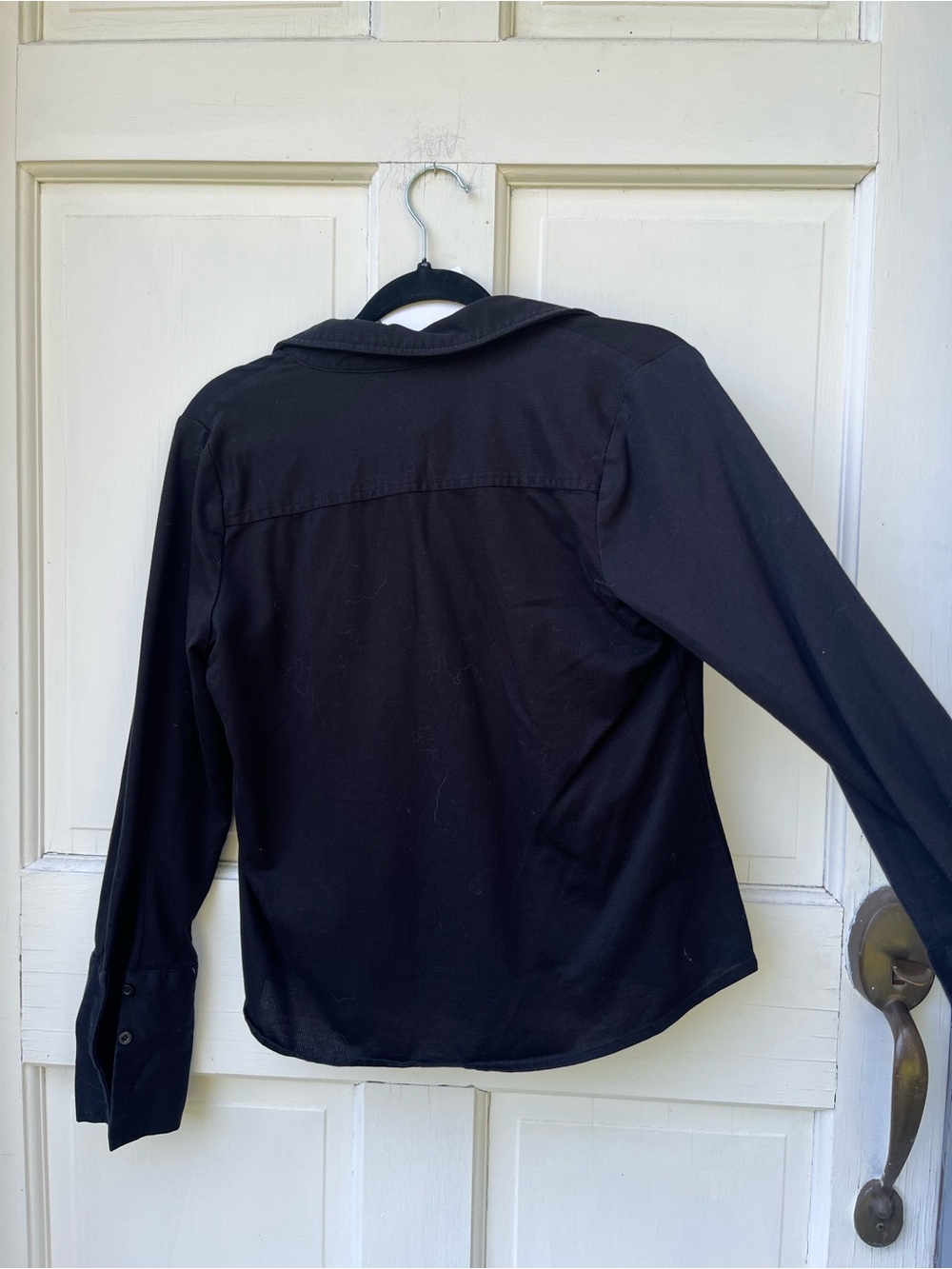 Liz Claiborne Black Button-Down Long Sleeve Shirt - Picture 3 of 3